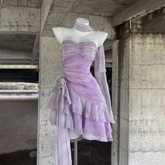 Flowy Purple Dress Short, Layered Flowy Outfits, Two Fabric Dress, Flowy Ruffled Dress, Flowy Dress Aesthetic, Flowy Purple Dress, Princess Dress Adult, Flowy Dress Outfit, Purple Fairy Dress