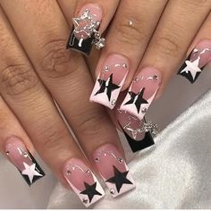 24 Count Press On Nails Rhinestone Adorned With Star Design French Tip Comes With Jelly Glue And Nail File New Stanley Cups, Nagellack Trends, Nagel Tips, Girly Acrylic Nails, Y2k Nails, Fake Nails With Glue, Nail Forms, Star Nails, Stick On Nails