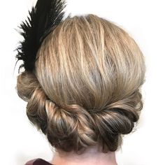 Vintage Glam: 18 Roaring 20s Hairstyles Roaring 20s Hairstyles For Long Hair, 20s Hairstyles For Long Hair, 20s Hairstyles, Roaring 20s Hairstyles, 1920s Long Hair, Vintage Hairstyles For Long Hair, Gatsby Hair