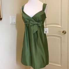 Melissa Sweet Lined Satin Mini Dress With Bow Detail, Never Worn . New Condition Green Satin Mini Dress, Mini Dress With Bow, Melissa Sweet, Sweet Dresses, Satin Mini Dress, Green Satin, Dress With Bow, Bow Detail, New Dress