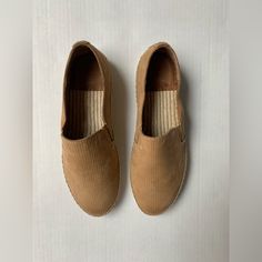 Frye Isbel Espadrille Slip On Sneaker Shoes Flats Tan Size 7.5 New W/O Box Comfortable Brown Slip-on Espadrilles, Brown Slip-on Espadrilles With Woven Sole, Brown Slip-ons With Woven Sole And Round Toe, Leather Low-top Espadrilles With Woven Sole, Brown Suede Flat Heel Espadrilles, Leather Low-top Espadrilles With Rubber Sole, Brown Suede Round Toe Espadrilles, Brown Espadrilles With Leather Sole And Flat Heel, Leather Espadrilles With Stitched Sole And Round Toe