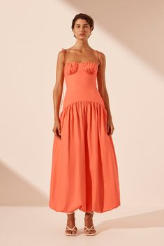 Daywear Ruched Maxi Dress With Fitted Bodice, Coral Dresses, Elegant Midi Dress, Elegant Midi Dresses, Shona Joy, Bubble Hem, Bubble Skirt, Coral Dress, Hem Dress