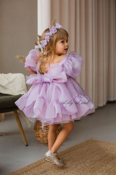 Lavender Flower Girl Dress, Baby Christening Outfit, Flower Girl Headband, Girls Communion Dresses, Sweet Pictures, Cheap Flower Girl Dresses, First Birthday Dresses, Flower Girl Headbands