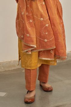 Warm yellow plain kurta. Paired with a pant. Comes along with a rust dupatta with hand embroidery and kiran lace border. - Aza Fashions Hand Embroidered Dupatta, Plain Kurta, Kurta Pant Set, Embroidered Dupatta, Warm Yellow, Kurta With Pants, Lace Border, Pants Pattern, Pant Set