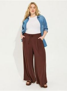 Business Casual Fall, Moms Fashion, Trendy Fits, Work Outfit Ideas, Italian Outfits, Fall Inspo, Plus Size Clothing For Women, High Rise Pants, Mom Style