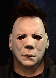 Halloween II Costume Face Half-Mask Adult Michael Myers Face, Scary Halloween Masks, Michael Myers Mask, Masks Halloween, Trick Or Treat Studios, Horror Masks, Superhero Masks, Halloween Collectables, Halloween Ii