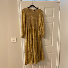 Perfect For Fall Pictures. Casual Gold Dress For Fall, Casual Gold Midi Dress, Chic Spring Maxi Dress By Amazon, Chic Amazon Maxi Dress For Spring, Gold Midi Dress For Fall, Chic Midi Dress By Amazon, Gold Midi Length Dress For Fall, Spring Gold Midi Dress With Floral Print, Spring Gold Floral Print Midi Dress