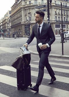 Business Attire For Men, Mens Fashion Classy, Suit Style, Mens Fashion Suits, Gentleman Style, Business Attire