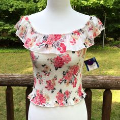 95% Polyester 5% Elastic Fitted Floral Print Tops, White Floral Print Top For Garden Party, White Top For Spring Garden Party, Summer Floral Print Top, White Casual Top For Garden Party, Casual White Top For Garden Party, Casual White Tops For Garden Party, White Flower Print, Velvet Tank Top