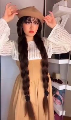 Manifestation Spells, Waist Length Hair, Latina Outfits, Girls Attire, Long Silky Hair, Really Long Hair, Pinterest Hair, Long Bangs, Very Short Hair