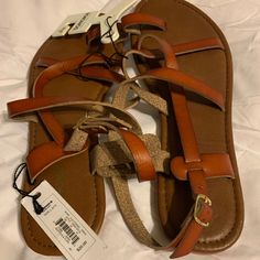 Sonoma Sandals, Tan, Size 9/10, Brand New Summer Vacation T-strap Footbed Sandals, Casual T-strap Sandals With Buckle For Vacation, Casual T-strap Sandals With Buckle Closure For Vacation, Brown T-strap Sandals With Adjustable Strap For Vacation, Brown T-strap Footbed Sandals For Summer, Brown Synthetic T-strap Sandals For Vacation, Brown T-strap Sandals For Beach In Spring, Brown T-strap Sandals For Spring Beach Days, Brown T-strap Sandals For Beach Spring Season