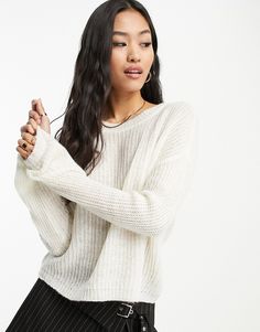 Sweaters & Cardigans by JDY The soft stuff Plain design Crew neck Drop shoulders Regular fit White Jumper, Plain Design, Summer Essentials, Online Shopping Clothes, Jumpers And Cardigans, Cream White, Jumpers For Women, Color Trends, Puff Sleeves