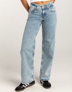 LEVI'S Superlow Loose Womens Jeans - Not In The Mood - VINTAGE | Tillys Bday Wishlist, Wwe T Shirts, Flannel Sweatshirt, Not In The Mood, Jeans Low Rise, Chino Jeans, Cargo Skirt, Open Knit Sweater, Loose Jeans