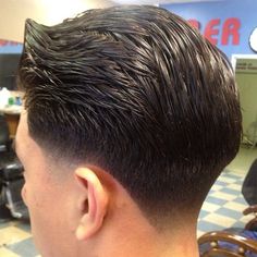 Tapper Hair Cuts Men, Tapper Hair Men, Haircut Selfie, Men's Cuts, Photo Hijab, Mens Hairstyles Fade, Barbers Cut, Low Fade Haircut, Gents Hair Style