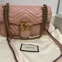 Excellent Condition, Dust Bag And Box Included, Matching Card Holder Bags Gucci, Gucci Gg Marmont, Matching Cards, Gg Marmont, Gucci Bags, Flap Bag, Gucci Bag, Dust Bag, Card Holder