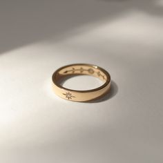 Sun And Moon Rings, Alternative Wedding Bands, Moon Gold, Minimalist Earrings Gold, Gold Bar Earrings, Simple Band, Moon Ring, Pompeii, Pretty Rings