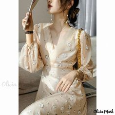 Olivia Mark - Long-Sleeved Floral Chiffon Dress: A Timeless and Elegant Addition to Your Wardrobe. Aesthetics Clothes, Long Sleeve Chiffon Dress, Floral Chiffon Maxi Dress, French Dress, Floral Chiffon Dress, Floral Print Maxi Dress, Chiffon Long Sleeve, Chiffon Maxi, Chiffon Maxi Dress