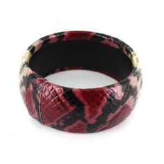 ~ Imported from France ~ Large Bangle Bracelet ~ Faux Leather , Snakeskin Effect ~ Bordeaux, Noir, Beige ~ Diameter : 6.5 cm / 2.5 Inches Dainty Fine Jewelry, Dolphin Jewelry, Modern Jewellery Design, Beautiful Bracelets, Tiffany Jewelry, Precious Jewels, Luxury Rings, Contemporary Jewellery, Pink Bracelet