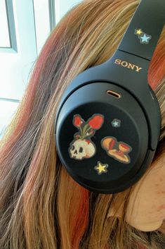 artsy, fall vibes, headphones aesthetic, headphones outfit, black sony wh 1000 xm4 headphones, stickers, witchy, halloween aesthetic, sticker design, pink aesthetic, red hair color, hair styles, hair cuts, dyed red bangs, hair color ideas, dyed hair, red hair with blonde highlights, red hair ideas, red hair aesthetic, red hair with highlights, dyed hair inspiration, korean hair, asian hair, shin hari hair, k-pop, asian hair highlights, asian hair dye, asian haircut, heart, artsy Hair Inspiration Korean, Sony Wh 1000 Xm4 Aesthetic, Hair Dye Asian, Xm4 Aesthetic, Highlights Asian Hair, Witchy Halloween Aesthetic, Sony Wh 1000 Xm4, Xm4 Headphones, Asian Hair Dye