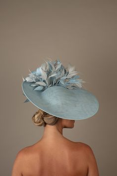 Stylish Womens Hats, Fascinator Hats Wedding, Royal Clothes, Tea Hats, Race Day Outfits, Fascinator Hairstyles, Women Hats Fashion