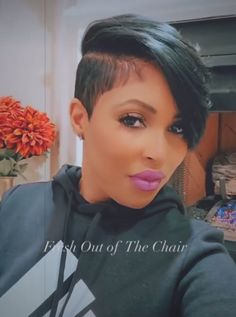 Short Sides Long Top Hair Women Black, Cindy Lauper Hair, Natural Hair Short Cuts For Black Women, Natural Hairstyle Black Women, Short Hair With Shaved Side, Shaved Side Hairstyles African American, Side Part Pixie Haircut, Haircuts Black Women, Hairstyles Shaved Sides