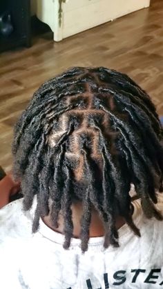 locs, natural hair, retwist, detox Retwist Dreads Hairstyles Men, Retwist No Style, Retwist Styles For Short Locs Men, Dreads Retwist Men, Retwist Locs Style Men Short, Loc Retwist Styles Men, Comb Twist Men, Retwist Hairstyles, Retwist Locs Style Men