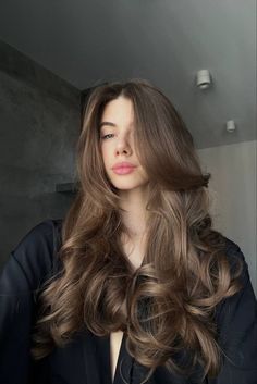 Beige Hair, Brown Hair Looks, Brown Hair Inspo, Hairstyles For Layered Hair, Fotos Ideas, Long Brown Hair, Haircuts Straight Hair, Alan Walker, Hair Inspo Color