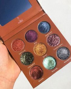 good makeup brands pretty makeup products Colourful Eyeshadow, Eye Pallet, Boho Makeup, Best Makeup Brands, Y2k Makeup, Fall Palette, Casual Makeup, Makeup List, Makeup Supplies