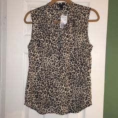 Forever 21 Sleeveless Sheer Cheetah Blouse Size Small Button Up To V Neckline Nwt Never Worn Sheer See Through Bundle Your Likes Chic Leopard Print Sleeveless Top, Casual Sleeveless Leopard Print Top, Casual Sleeveless Fall Blouse, Casual Sleeveless Blouse For Fall, Chic Sleeveless Tops From Forever 21, Chic Sleeveless Tops By Forever 21, Chic Sleeveless Forever 21 Tops, Forever 21 Sleeveless Fall Tops, Forever 21 Sleeveless Top For Fall