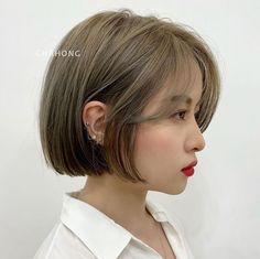 Trendy Hair Color Ideas, Haircuts Trendy, Korean Short Hair, Asian Short Hair, Hair Inspiration Short, Trendy Hairstyle, Short Straight Hair