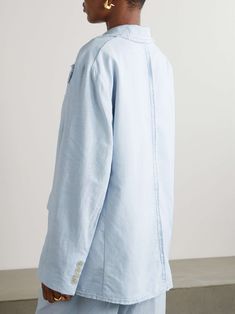 Find ACNE STUDIOS Oversized Frayed Cotton And Linen-blend Blazer on Editorialist. Acne Studios' blazer is made from cotton and linen-blend that's cut for a cool, oversized fit with dropped shoulders. It's detailed with notched lapels and frayed trims. Wear yours with the matching pants. Outfits For Spain, Crepe Blazer, Long Sleeve Outerwear, Oversized Blazer, Linen Blazer, Striped Linen, Black Blazers, Dress Trousers, Shearling Jacket