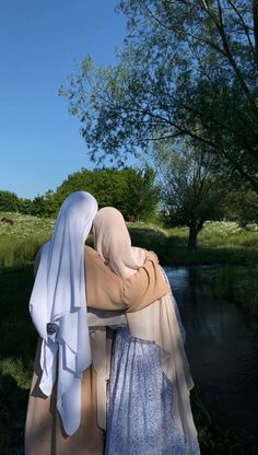 Islam Wallpaper, Niqabi Girl, Modest Fits, Friend Poses Photography, Muslimah Aesthetic, Hijab Fashion Inspiration