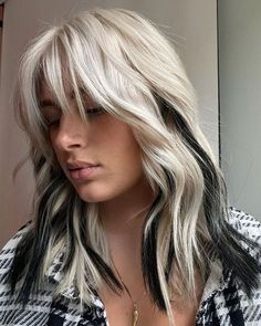 Platinum Blonde Hair Edgy, Platinum Hair With Peekaboo Color, Blonde Color Block Hair Short, Blond With Black Highlights, Black Highlights In Blonde Hair, White Hair With Color, Blonde With Peekaboo Color, Edgy Blonde Hair Grunge