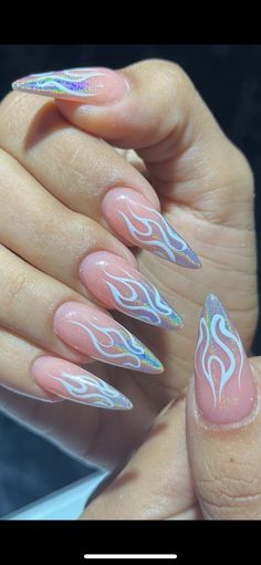 Flame Nail Art, Fake Nails White, Almond Nail Art, Fake Nails Long, Nagellack Trends, Nagel Tips, Girls Nails, Stick On Nails, Fire Nails