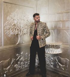 *3  Piece Black , Men's Hardik Pandya Inspiredb Bandhgala Suite, Wedding Special Jodhpuri Set. *Fabric: %100 Velvet , Thick, Warm, Comfortable, Breathable, Softer, Satin Feeling *Center Jacket  Open with  Zipper Fly Pants *This Suit Has A 6" Drop Which Is The Difference Between The Size Of The Sherwani & Pants. For Example, A 40r Jacket Includes A 34W Pant *Dry Clean Only Important Note: All Our Products Are Made To Order ! Please Contact Us For Perfect Fitting Suit. .Full Fusing With Padding *W Traditional Bandhgala For Reception During Diwali, Dabka Unstitched Suit For Diwali Reception, Unstitched Dabka Suit For Diwali Reception, Traditional Suits With Dupatta For Reception, Bollywood Traditional Wear With Naqshi For Party, Traditional Party Wear With Naqshi Detailing, Traditional Unstitched Suit With Naqshi For Party, Festive Unstitched Suit With Naqshi For Party, Festival Gold Unstitched Suit With Naqshi Detail