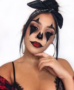 Pinterest: @Kai'ahni usar sólo el peinado Fete Emo, Makeup Clown, Halloween Makeup Clown, Halloween Make-up Looks, Halloweenský Makeup, Halloween Makeup Diy, Halloween Fest