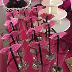 All Pink Party Decoration, Victoria’s Secret Party Theme, Bday Game Ideas, Ideas Cumpleaños Mujer, Bratz Birthday Party Ideas, Bratz Birthday, Bratz Party, Mean Girls Party, Bridal Shower Bachelorette Party Ideas