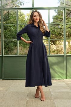 Lydia Millen Premium Tailored Linen Darted Waist Midi Dress - Navy - Defined by effortless elegance and timeless sophistication, the new By Lydia: Summer '24 collection captures Lydia Millen's signature style. Feel confident in our midi dress, made in lightweight, breathable linen, featuring a darted waistline that cinches the silhouette, a formal, flowing skirt, and a shirt style bodice. Style it with court heels or ankle boots for a look perfect for office days, then wear it with heeled boots Linen Formal Dress Women, Elegant Women Style Classy, Timeless Dresses Classy, Linen Dress Elegant Classy, Lydia Millen Outfits, Midi Dress Outfit Classy, Confident Outfits, Formal Dress For Women, Lydia Millen