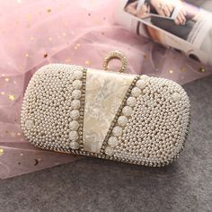 Material: Beaded Occasion: Daily Matching Suitcase shape: Horizontal square Fashion Element: Beaded Closure Type: Open Style: Urban Simplicity Color: Beaded Bag Pattern: Pearl Wedding Clutch Bag, Pearl Clutch Bag, Purse Outfit, Pearl Clutch, Clutch Bag Wedding, Crystal Clutch, Wedding Purse, Wedding Clutch, Woven Handbags