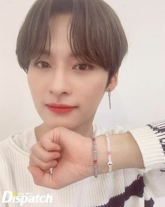 Beading Jewelery, Lee Know Stray Kids, Kids Bracelets, Lee Min, Beaded Jewelry Diy, Lee Min Ho, Diy Accessories