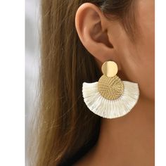 Tassel And Gold Super Cute Zinc Alloy Statement Wedding Jewelry, Statement Earrings Wedding, Female Earrings, White Fringe, Wedding Earrings Drop, Mode Boho, Tassel Drop Earrings, Fan Earrings, Fashion Bohemian