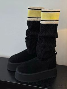 Lasaky - Stylish Winter Snow Boots: Brown Platform Design with Round Toe and Sock Detail Boots With Platform, Brown Winter Boots, Stylish Winter Boots, Street Wear Style, Casual Street Wear, Winter Heels, Stylish Socks, Winter Trench Coat, Platform Slippers