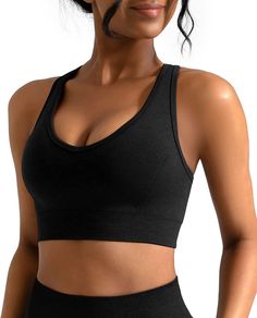 Sports Bra For Gym, Workout Sports Bras, Sports Bra Aesthetic, Sport Bra Outfits, Future Clothing, Dr Ideas, Men's Outfit By Occasions, Sports Bra Outfit, Drawing Female