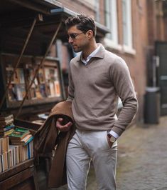 #Oldmoney #Oldmoneyaesthetics #oldmoneylifestyle #rich #oldmoneyfits #oldmneymen #oldmoneywomen #oldmoneycars Mens Fall Outfits, Old Money Outfits, Mens Smart Casual Outfits, Mens Business Casual Outfits, Smart Casual Men, Men Formal