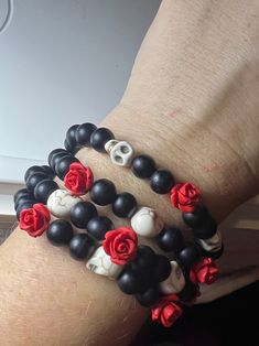 4 strand rose &  skull beaded black & red rose bracelet ,magnetic slide clasp approx. 7 inch stretch cords Black Red Rose, Skull Beads, Rose Skull, Case Ideas, Rose Bracelet, Skull Bracelet, Bracelet Diy, Beaded Skull, Beaded Bracelets Diy