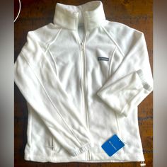 Nwt Women’s Columbia Zip-Front Fleece Jacket. White, Size Large. Cozy Fit White Outerwear For Fall, White Fitted Outerwear For Outdoor Activities, White Cozy Fit Winter Outerwear, Cozy Fit White Winter Outerwear, White Cozy Fit Outerwear For Winter, White Long Sleeve Sporty Fleece Jacket, Sporty White Long Sleeve Fleece Jacket, White Fleece Outerwear With Fleece Lining, Cozy White Fleece Jacket For Fall