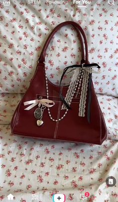 @bleachedkitty Red Bag Aesthetic, Coquette Americana, Diy Bag Accessories, Purse Aesthetic, Bag Accessories Diy, Bf Gifts, Bag Aesthetic, Love Note