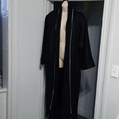 The Prisma Collection Women's Black Silky 100% Pure Wool Long Kimono Open Front Duster, Has A Zip Away Knit Collar From Top To Bottom Wear It On Or Zip It Off, 2 Side Pockets, Measures From Shoulder To Hem Line 50.5", Never Worn. Bin#15 Black Long Outerwear For Evening, Black Long Evening Outerwear, Luxury Long Black Outerwear, Wool Kimono, Kimono Duster, Long Kimono, Knit Collar, Black Wool, One Size Fits All