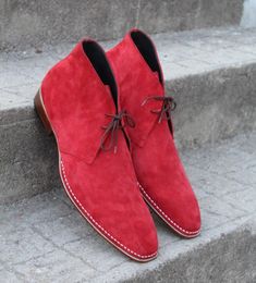 New Handmade Mens Red Suede Leather Chukka Dress Fashion Boot on Storenvy Sapphire Wedding Ring Set, Quality Leather Boots, Sapphire Wedding Rings, Custom Design Shoes, Handmade Leather Shoes, Chukka Boot, Man Fashion, Red Suede, Red Fashion