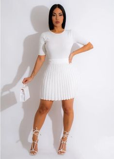 Solid Knitting Short Sleeve Top Pleated Skirt Sets High Waist Skirts, Pleated Skirt Outfit, Ribbed Skirt, Diva Boutique, High Waisted Pleated Skirt, Contemporary Outfits, Boutique Online, Knit Skirt, Fashion Set